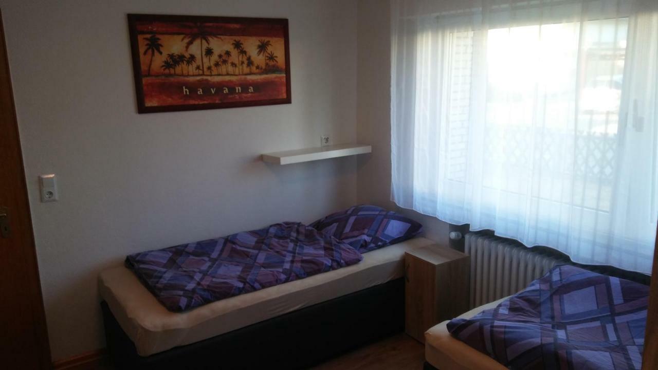 Ferienwohnung Sleepcentral Düsseldorf Exterior foto